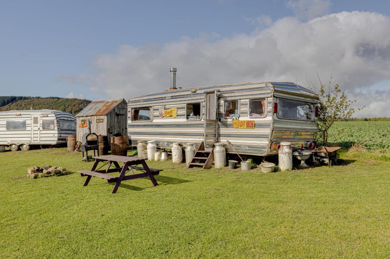 2 X Double Bed Glamping Wagon At Dalby Forest سكرابورو المظهر الخارجي الصورة